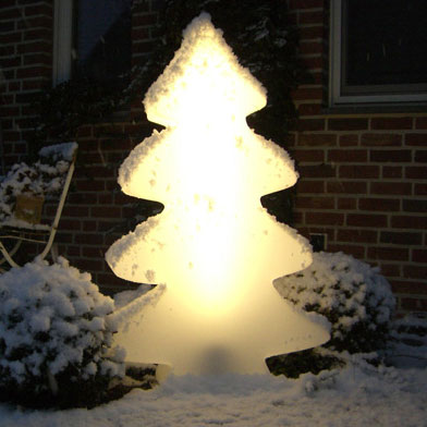 Lumenio outdoor tree light
