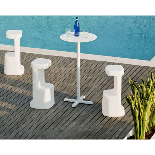 Serif barstools for the pool side